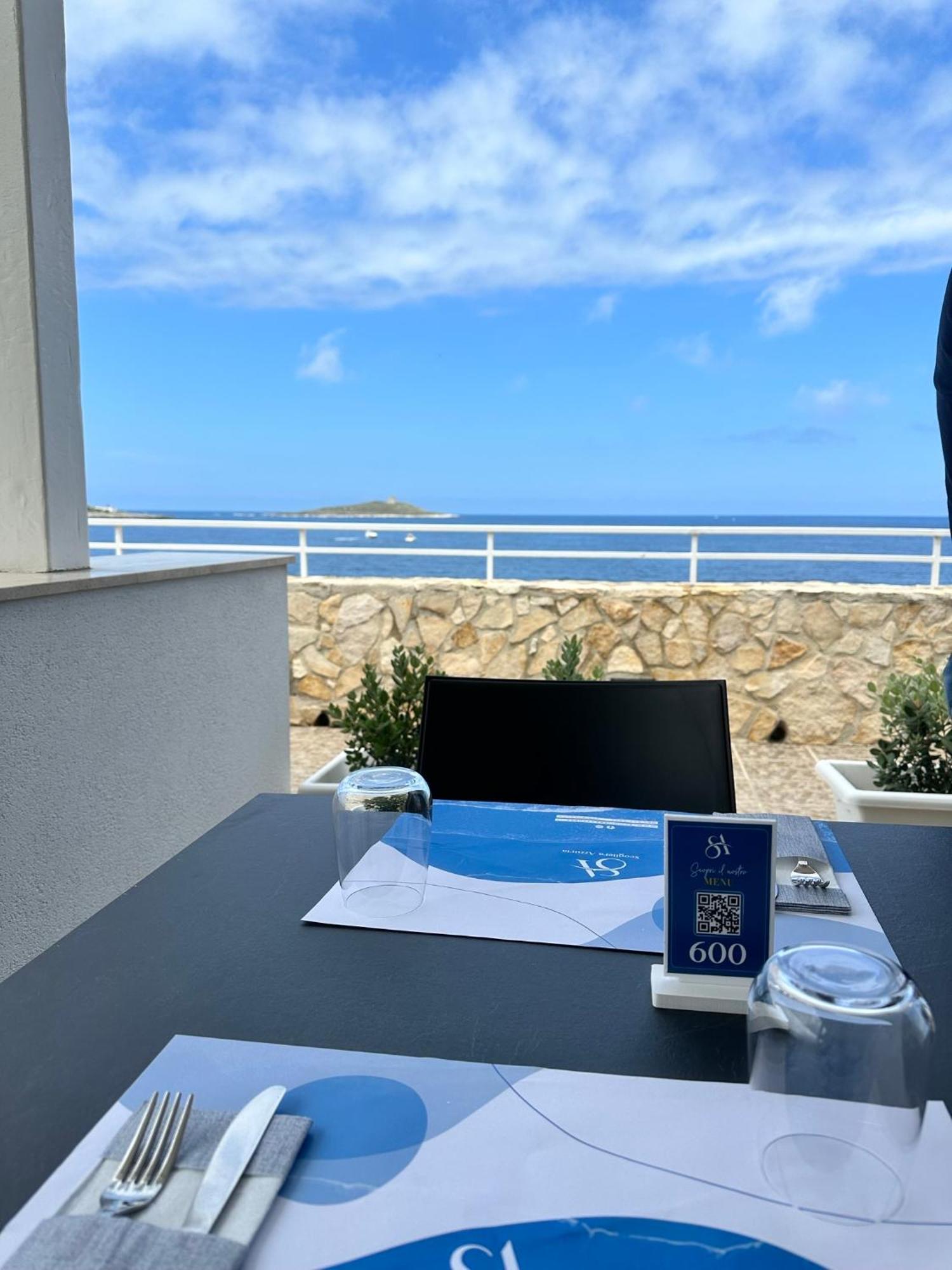Scogliera Azzurra Hotel
